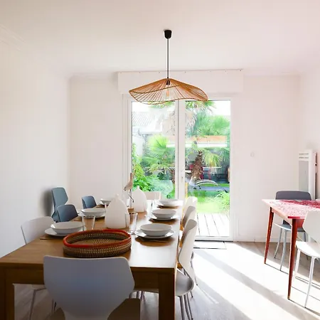 Tres Belle Maison Familiale - La Chaume - Proche Marais בית נופש *